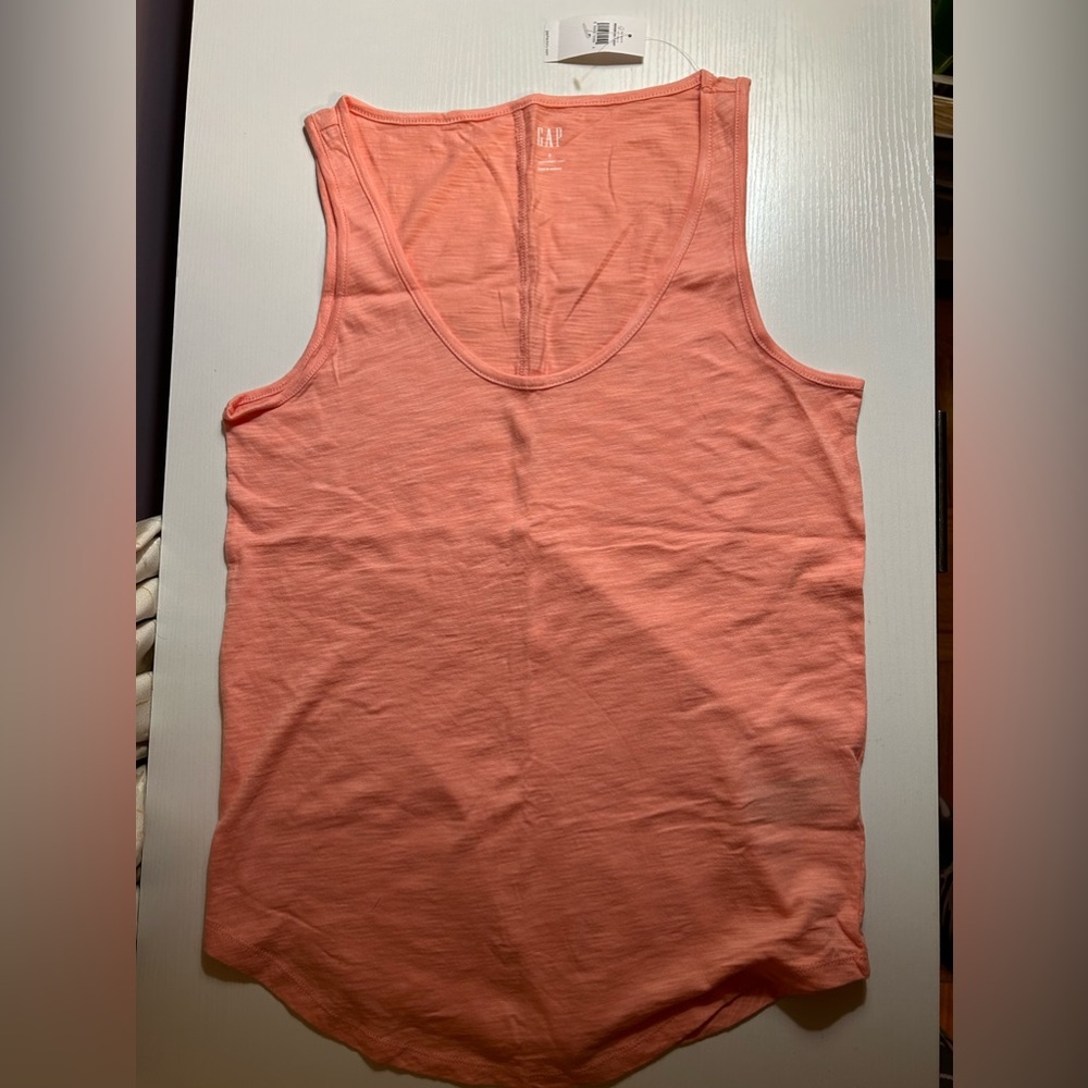 NWT Gap factory peach crew neck cotton tank top S